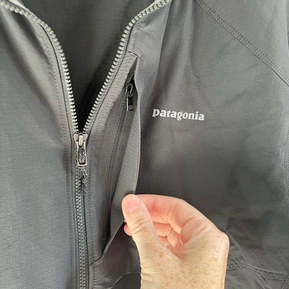 Patagonia Men’s Jacket - Picture 5 of 11